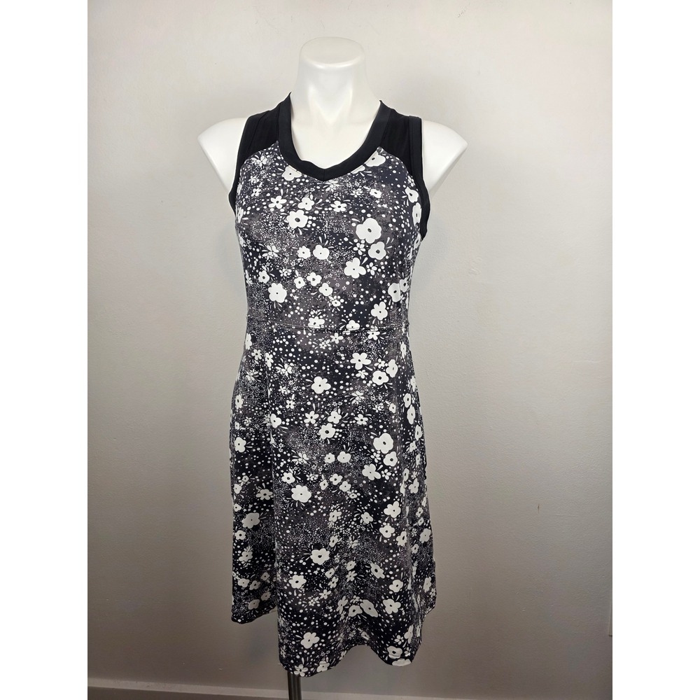 Title Nine Diamalete Athletic Dress Womens Small Black White Floral Mesh Back